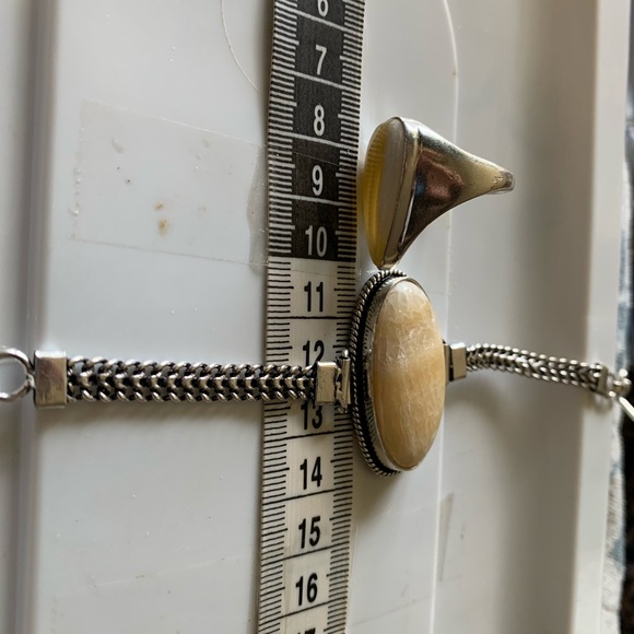 Silver and Gold Rings with Elegant Design - Picture 6 of 12